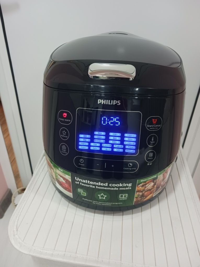 Мултикукър - Multicooker Philips HD4749/70, 1070 W, 5 л, Функция Slow