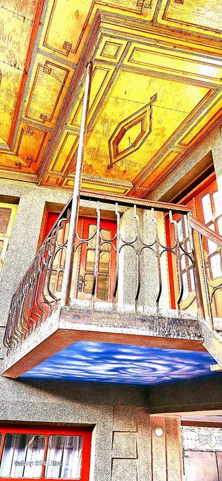 Янги  Тошкент майдонида.  Ер нархида.  Ховли уй жой 11 хонали 8 сотокл