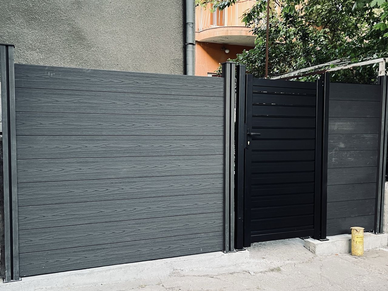Продава се Етаж от къща в Русе, Възраждане - 95 кв.м за 1790 €/кв.м - Снимка #14