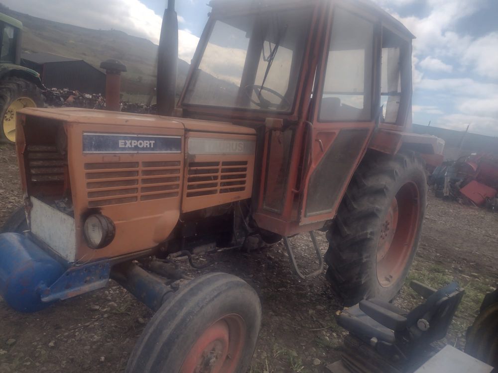 Dezmembrez Tractor Same Taurus 60