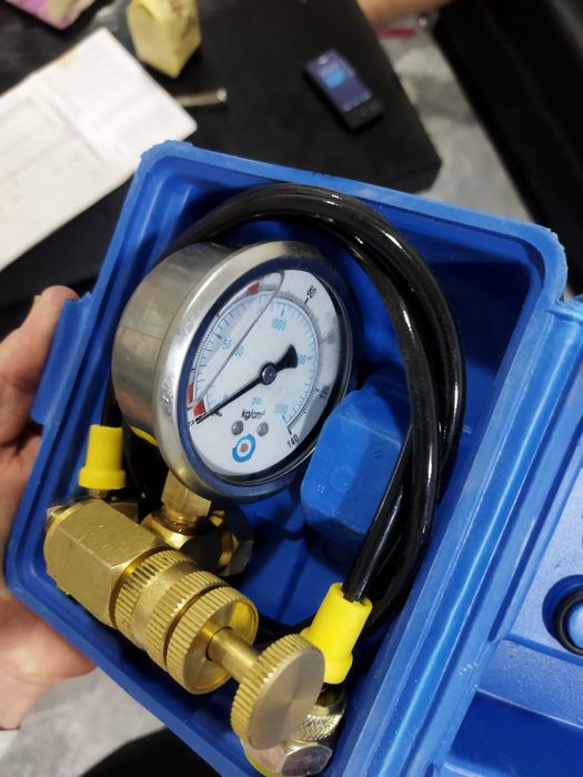 Gidromolot  azot balon manometry Манометр