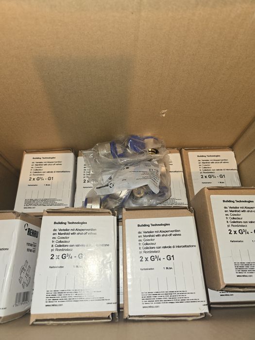 Lot rehau distribuitor modular