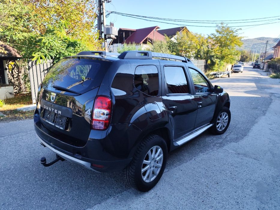 Dacia Duster an 2017 motor 1.5 DCi 110 cai /Euro 6/ 4x4/Navi/senzori
