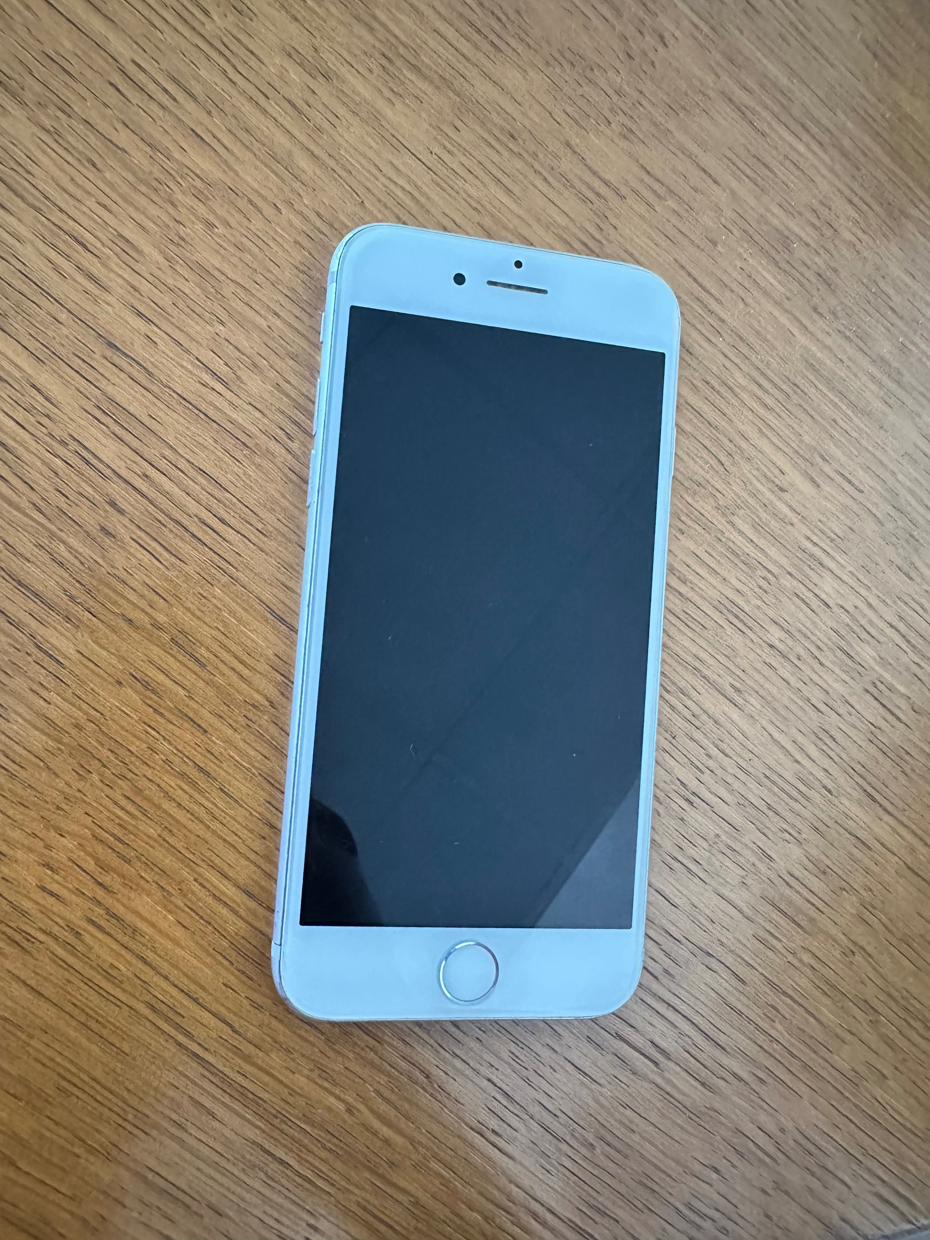 iPhone 11 Pro Max 512 GB и iPhone 7 256 GB – Отлично състояние,
