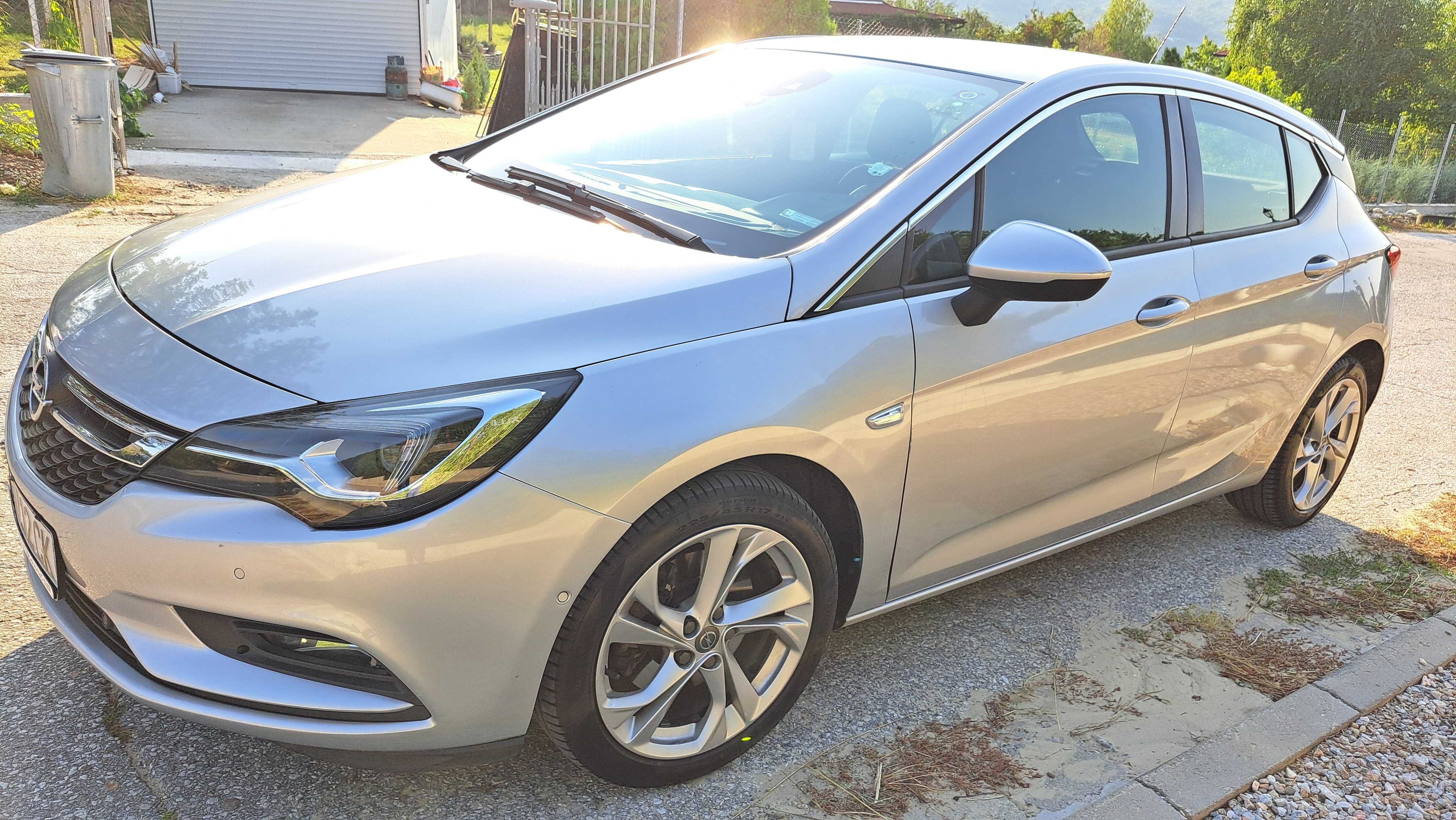 Продавам Opel Astra K