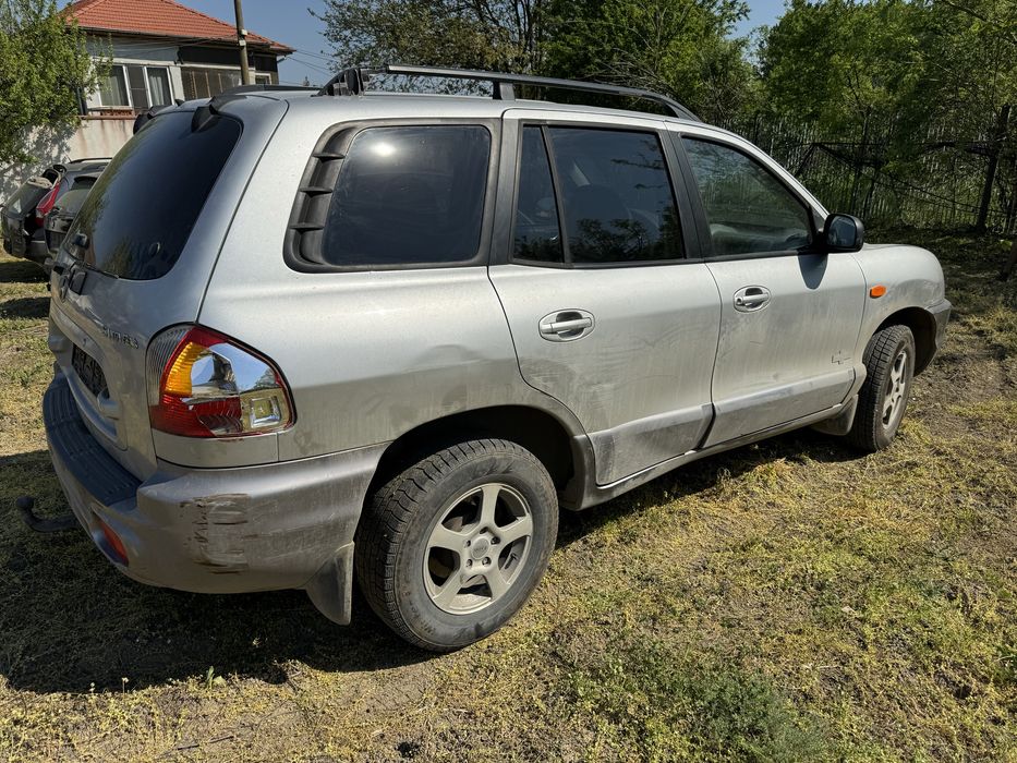 Продавм Hyundai santa fe 2.4