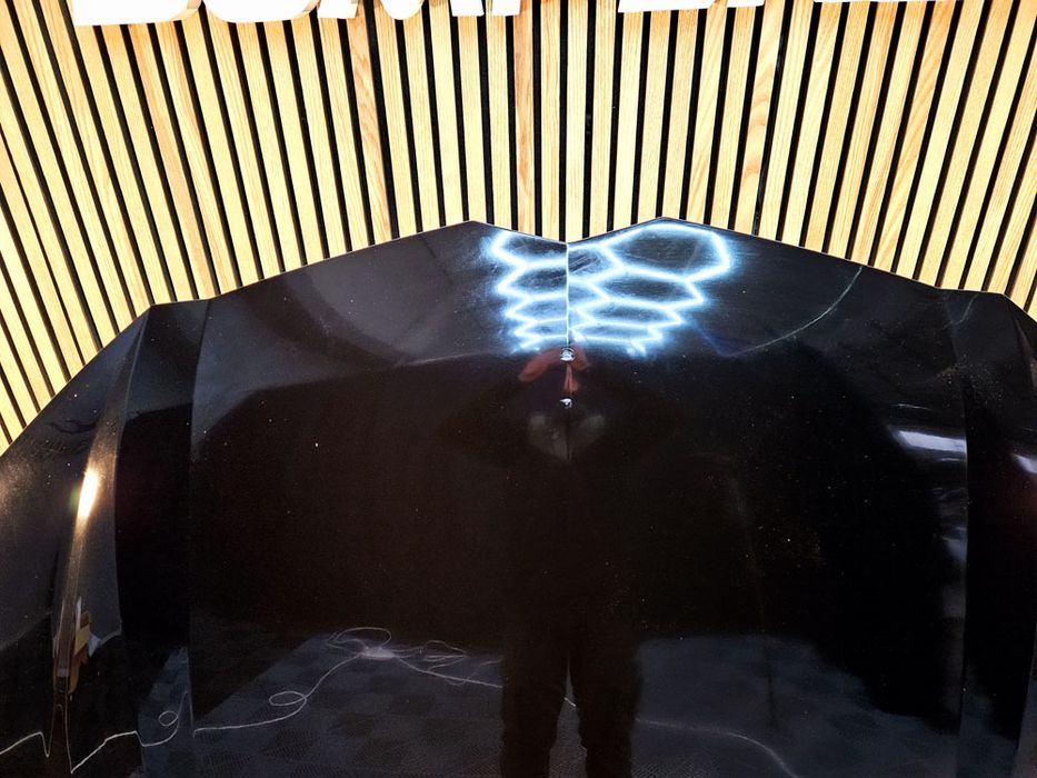 Lamborghini URUS 2018/2025 4ML capotă perfectă neagră pelicula C484