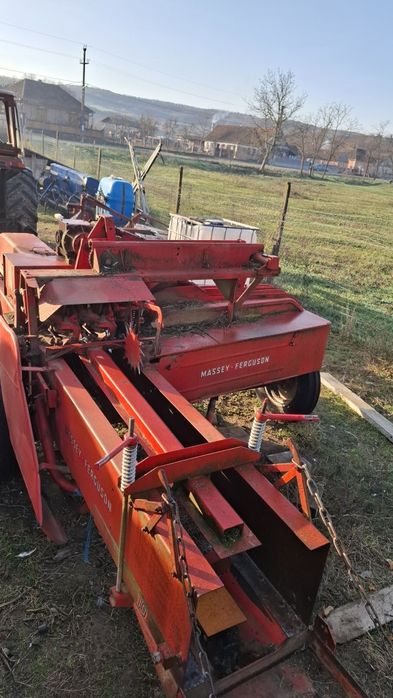 Vand Presă de balotii