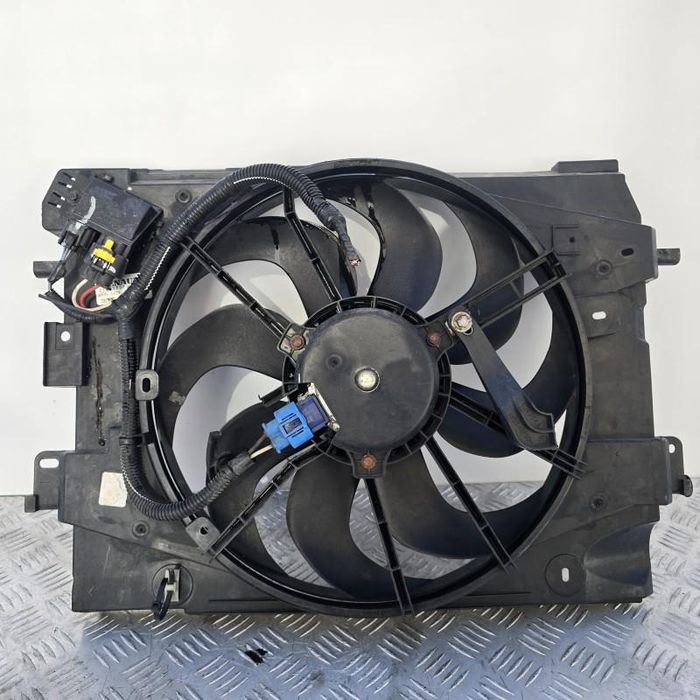 Electroventilator racire motor Renault Clio 4 1.5 DCI
