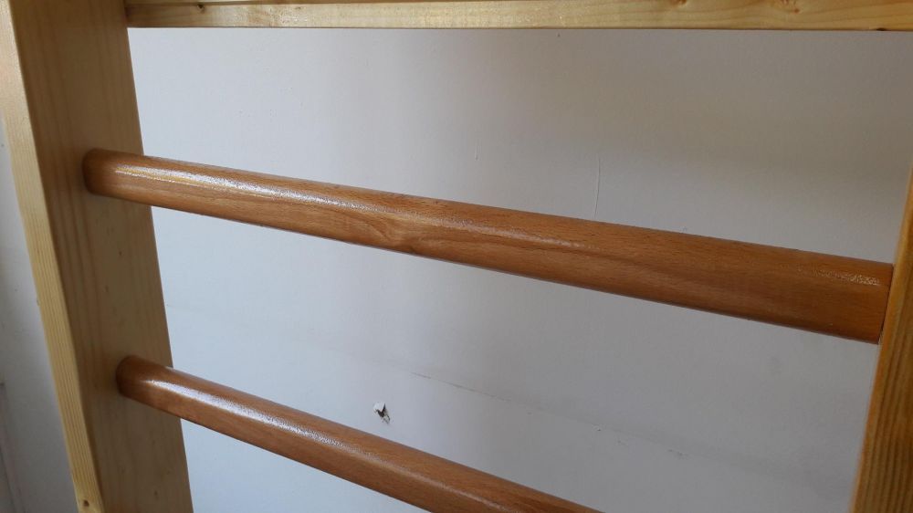 Spalier gimnastica medicala 200/70 cm, 9 trepte, lacuit