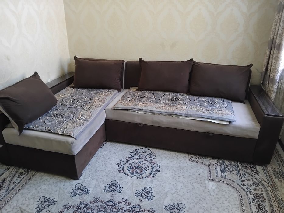 Sotiladi divan televizor kir moshina