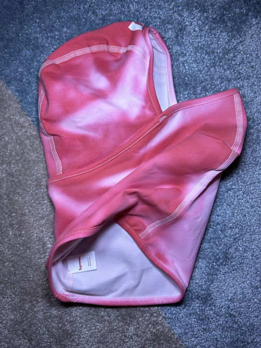 Supreme Heat Reactive Balaclava / Red