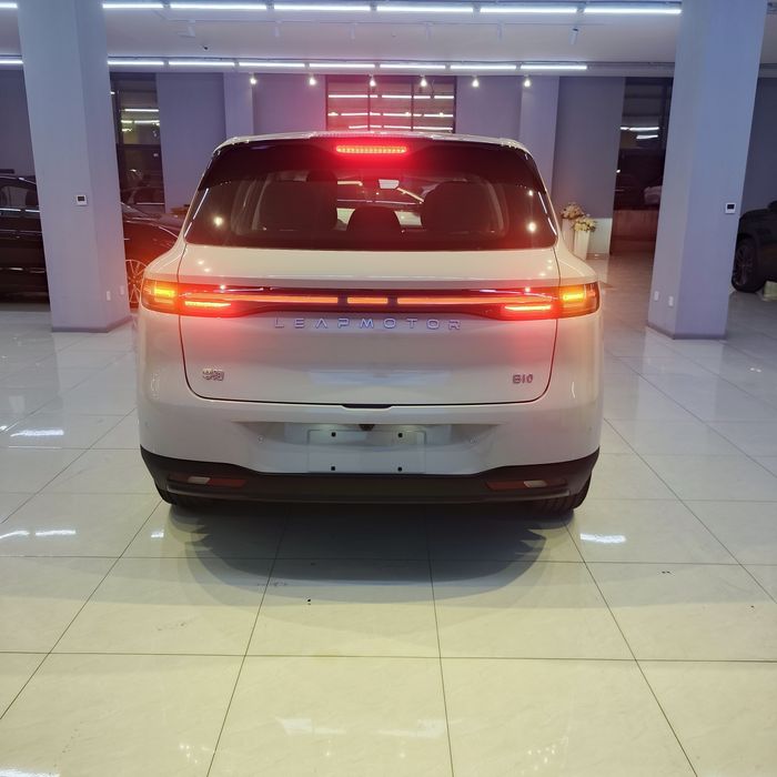 Leapmotor B10 510KM Smart full 3 yil garantiya