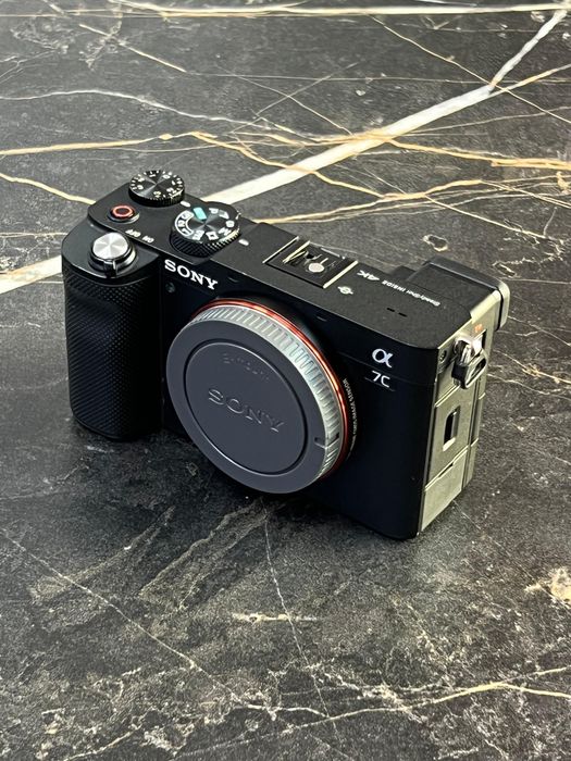 Фотоаппарат камера Sony A7c полный кадр