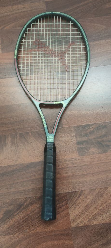 Racheta tenis Puma super kevlar!