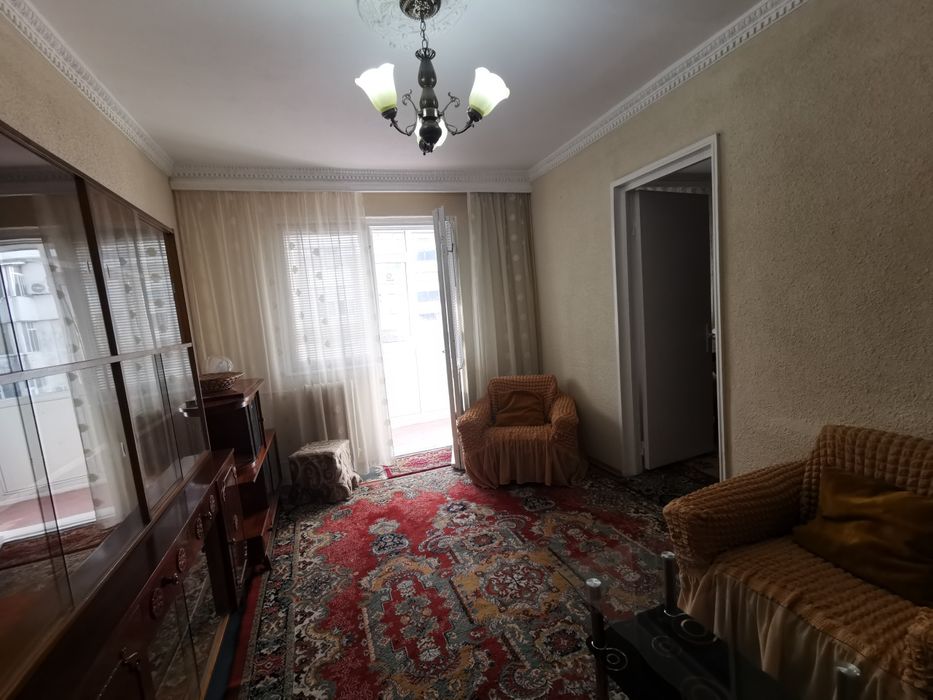 De vânzare: apartament Constanța KM 4-5, 3 camere, semidecomandat,