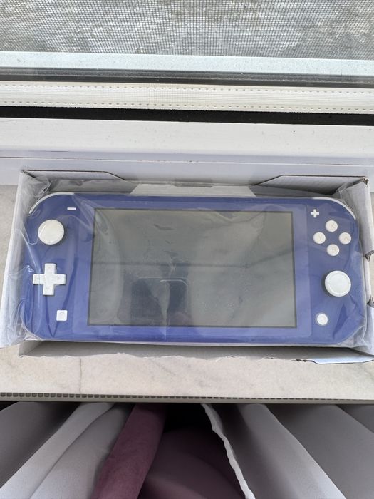 Nintendo switch lite albastru + joc Splatoon 3