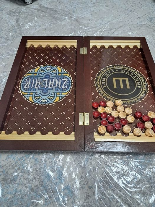 Игровая нарды именной