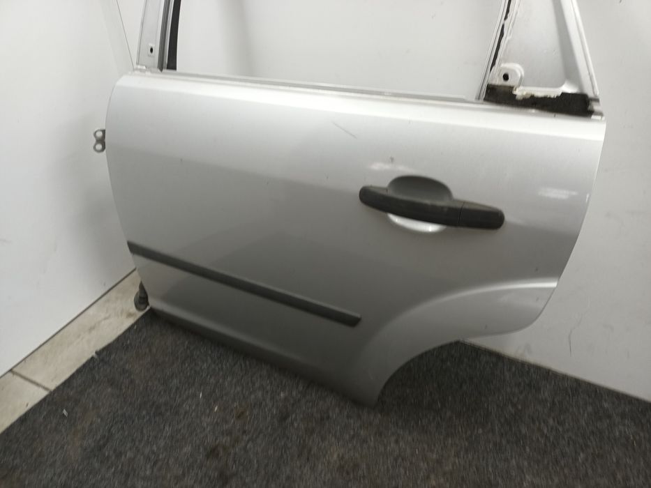 Dezmembrez Usa stanga spate de pe Ford FOCUS 2 2004-2012
