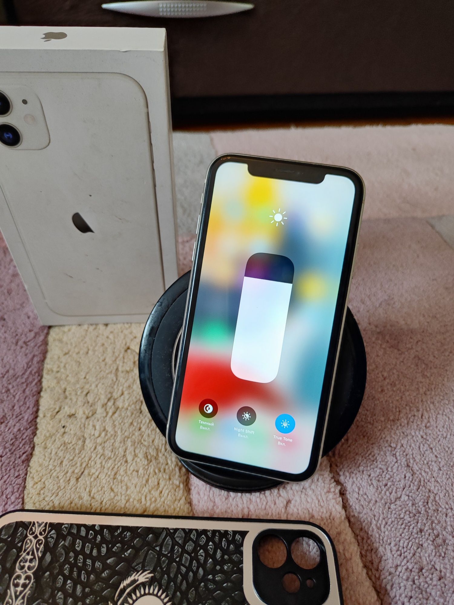 iPhone 11  128гб айфон
