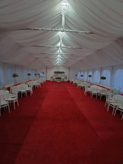 Corturi elegante pentru orice tip de eveniment