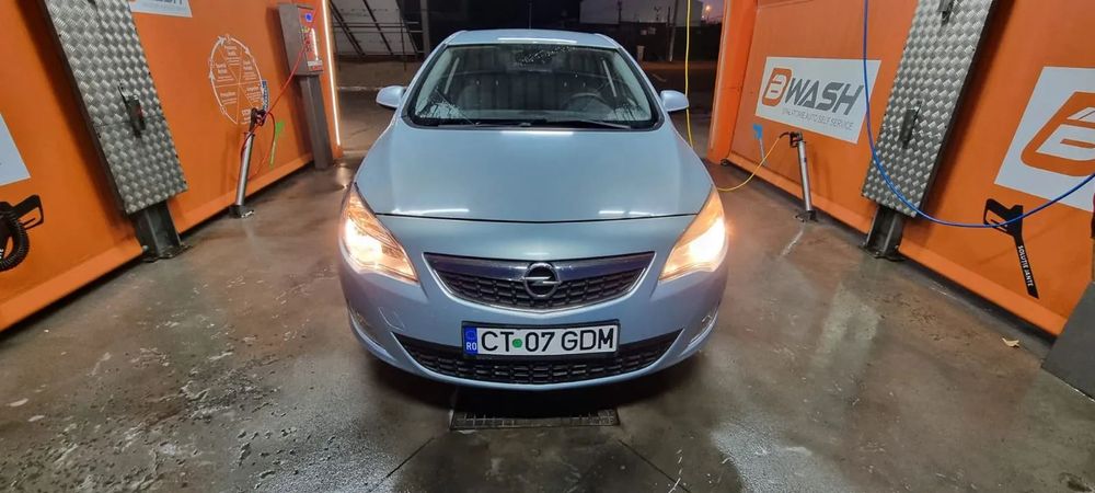 Opel Astra Opel Astra J, 1.7 CDTI, an fabricatie 2010