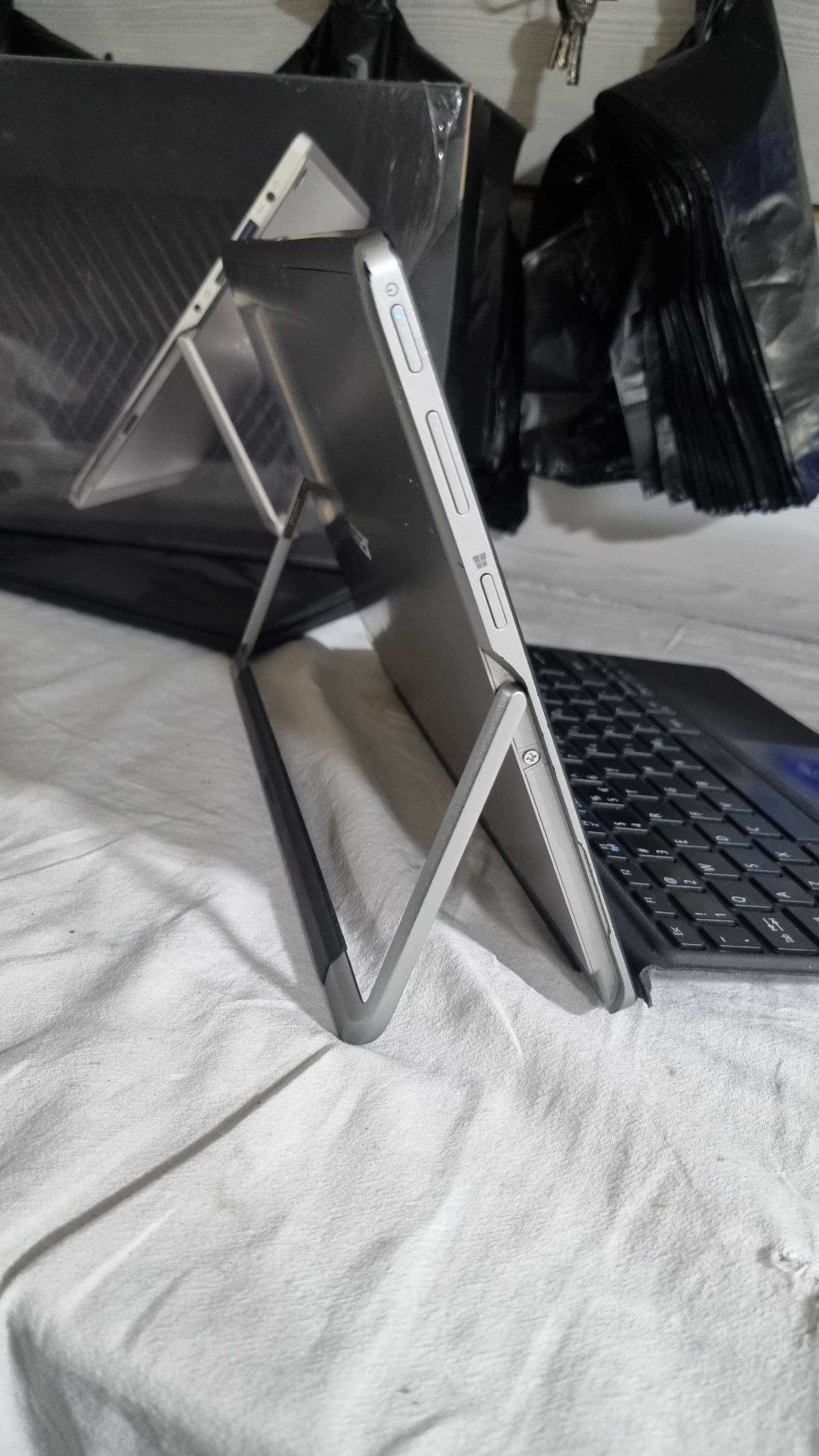 Acer Switch Alpha 12 офисный ноутбук и планшет 4/512GB 2K