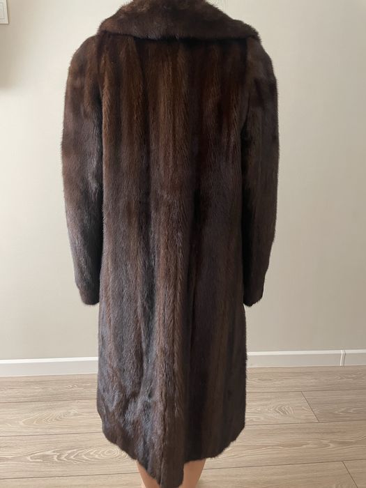 Продается норковая шуба