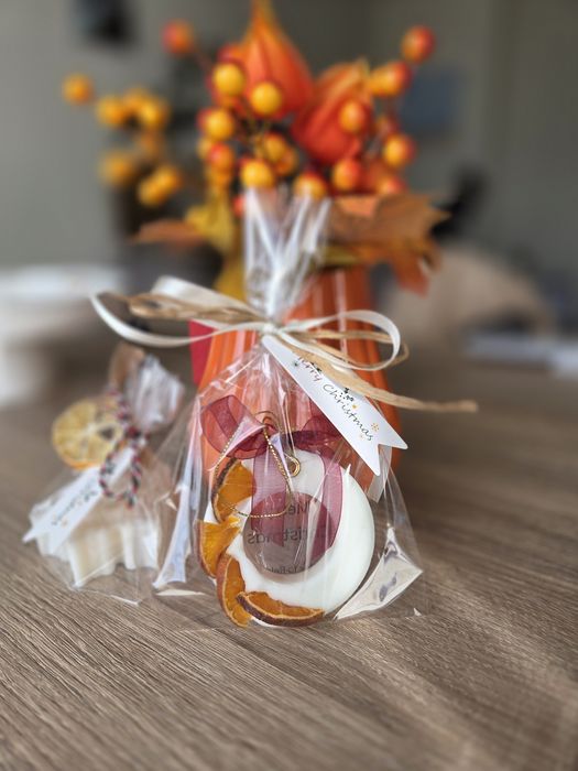 Коледни свещи за подарък