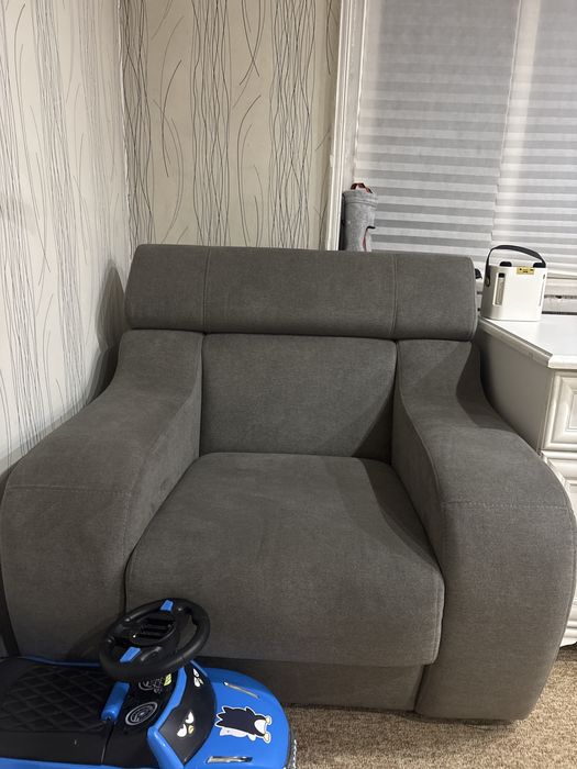 Кресло в гостинную