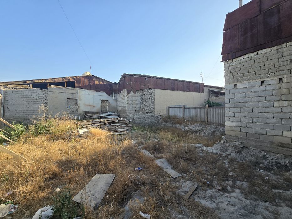 Срочно центр Самарканда 2.5-соток 140000 уе