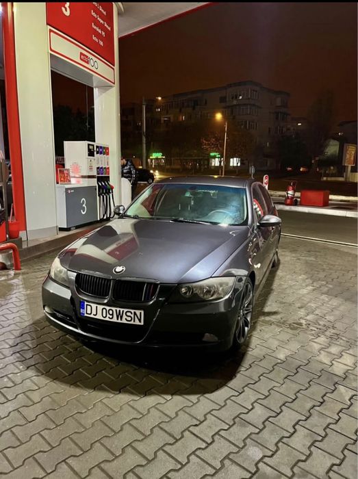 Vand bmw seria 3 an 2007 in stare buna pentru detalii va astept la tel