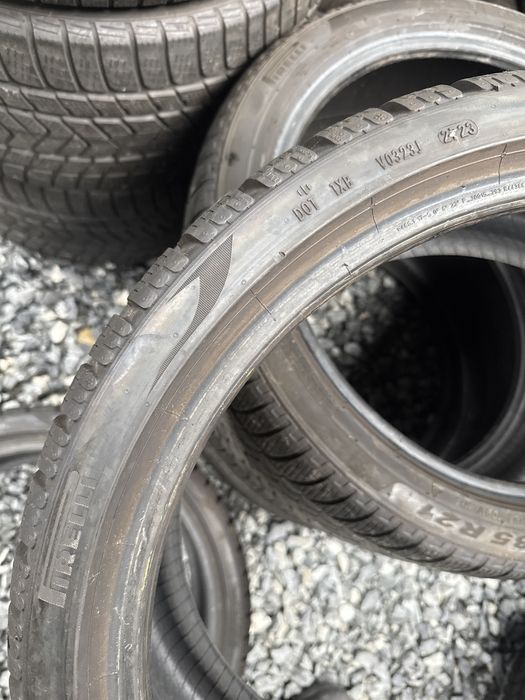 Anvelope de iarna 235/35 R19