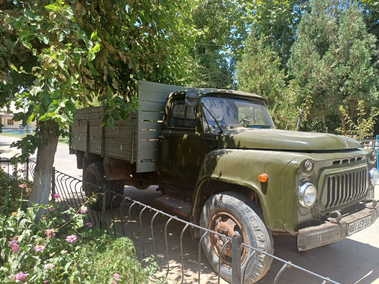 Газ 52 бартавой.