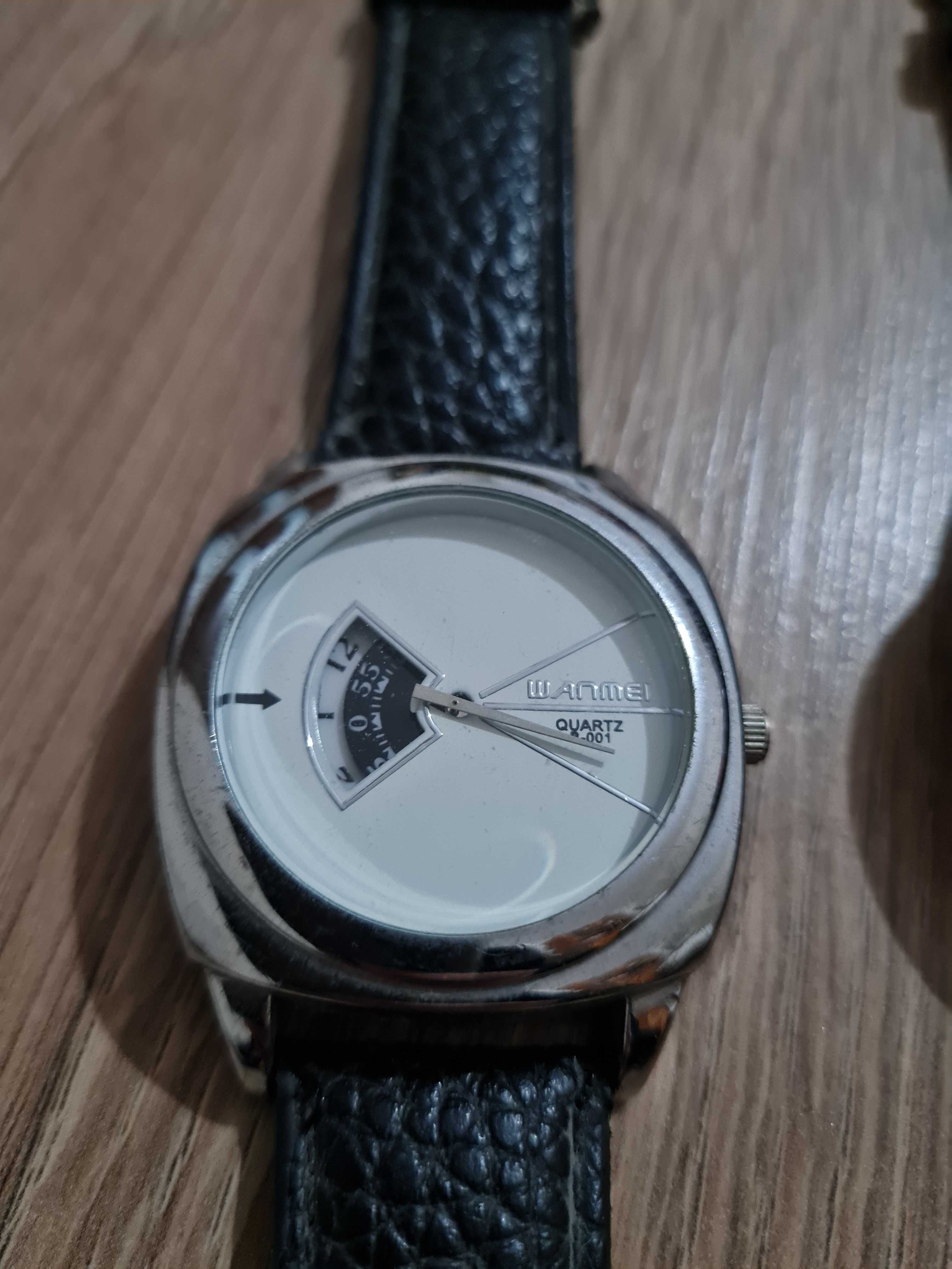 Часовник QUARTZ, черен, елегантен