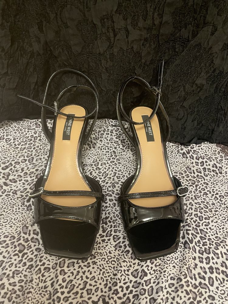 Токчета Nine West