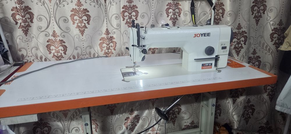 Швейная промышленная машина