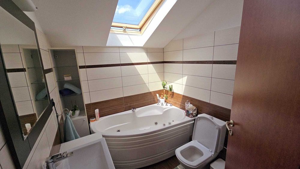 Apartament 3 camere | 76 MP | Mobilat&Utliat | Parcare | zona Campului