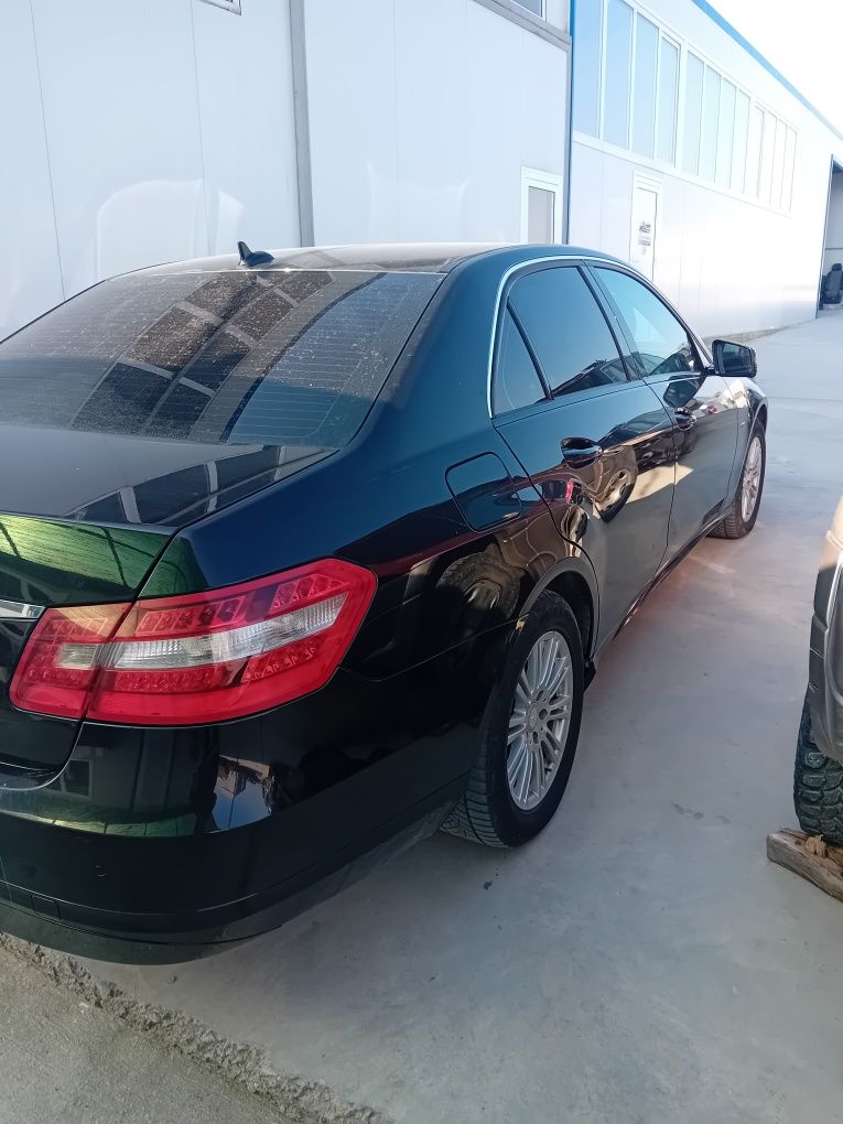 Мерцедес Е 220 W212 / Mercedes W212 2.2 CDI OM651  НА ЧАСТИ