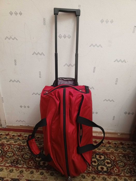 Сумка дорожная на колесиках с выдвижной   ручкой Werwilson