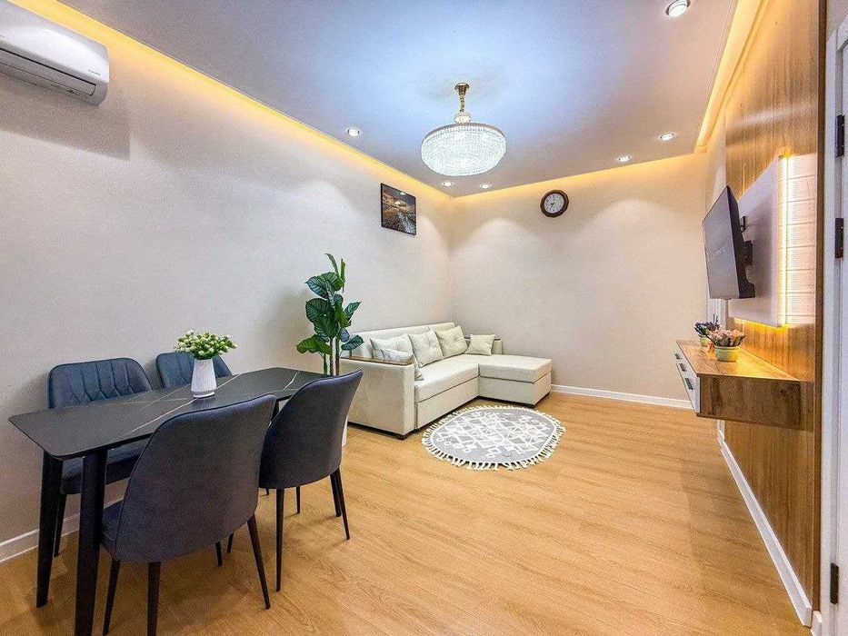 2-х комнатная квартира м. Буюк Ипак Йули  с балконом 1,5х3 м ID: 3998