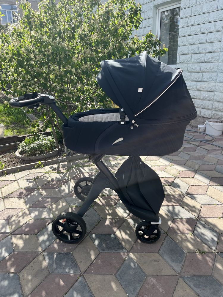 Коляска Stokke xplory v6 в отличном состоянии