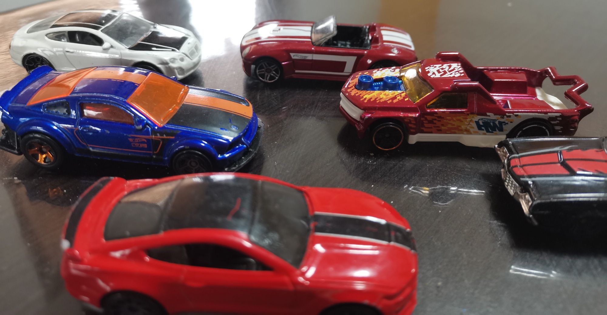 Колички Hotwheels намалям до края на месеца