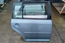 USA SPATE DREAPTA Volkswagen VW Touran 1 (facelift)  [din 2006 pana  2010] seria