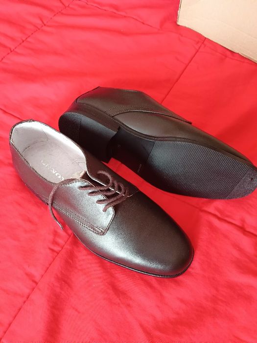 Pantofi de piele mărimea 40
