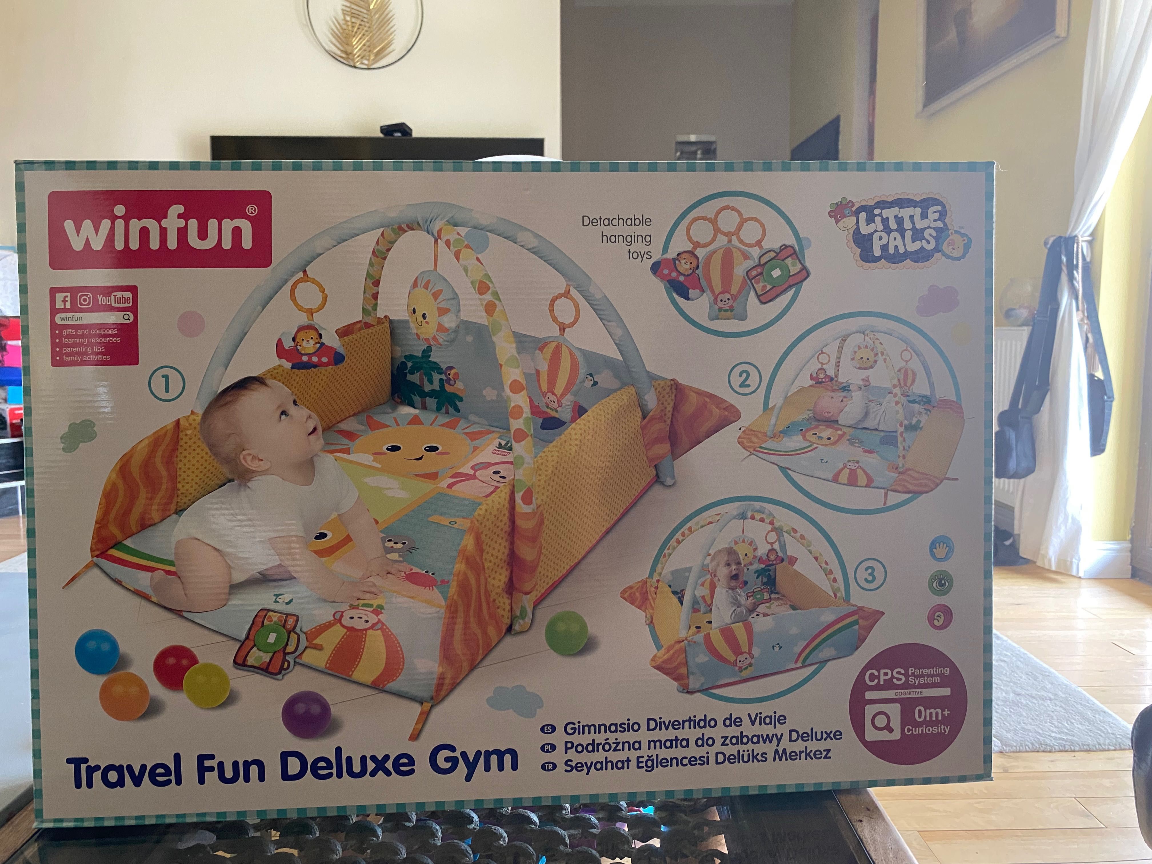 Бебешки фитнес/Baby gym Winfun(Чисто нов)