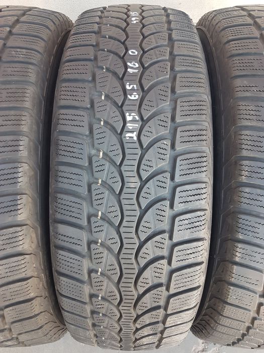 Зимни гуми 4 броя BRIDGESTONE Blizzak LM80 215 65 R16 дот 4915