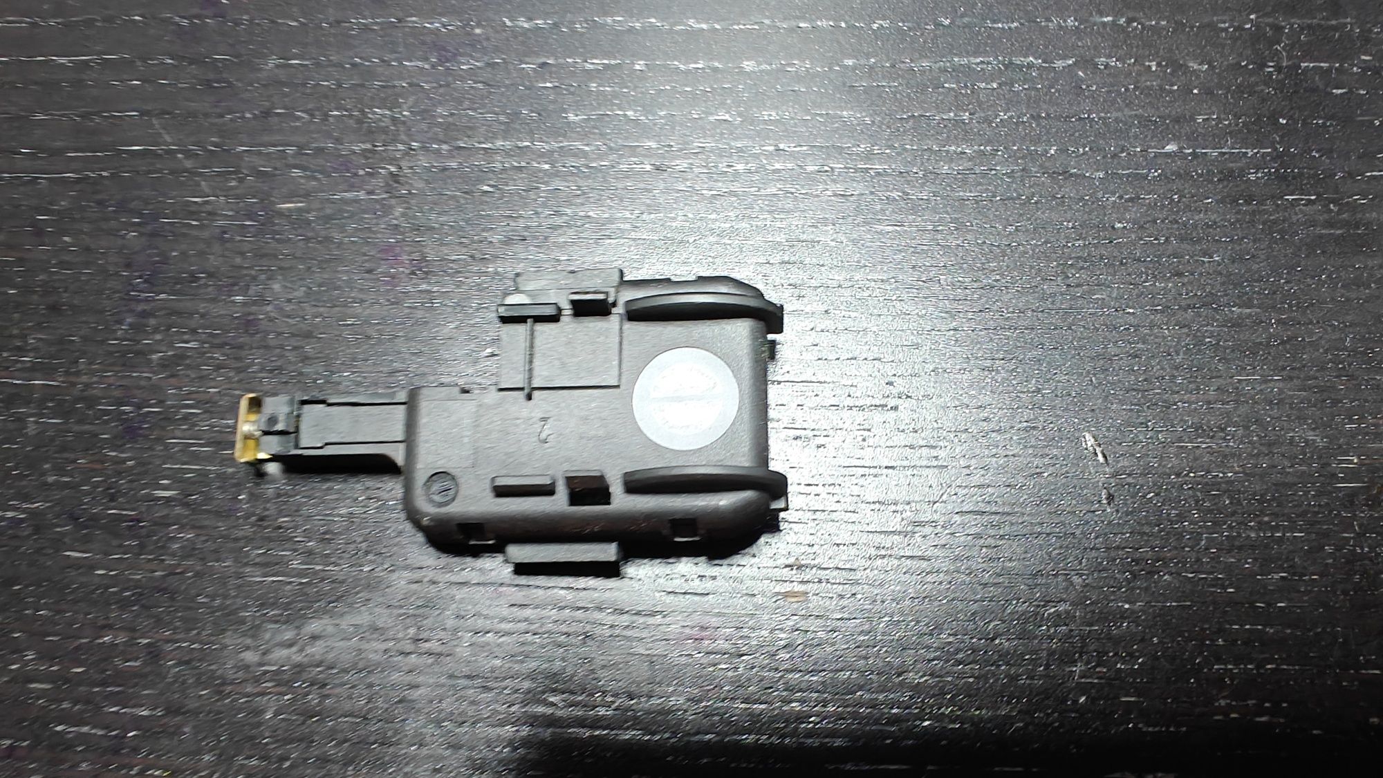 Senzor umiditate Audi 8K0 907 658