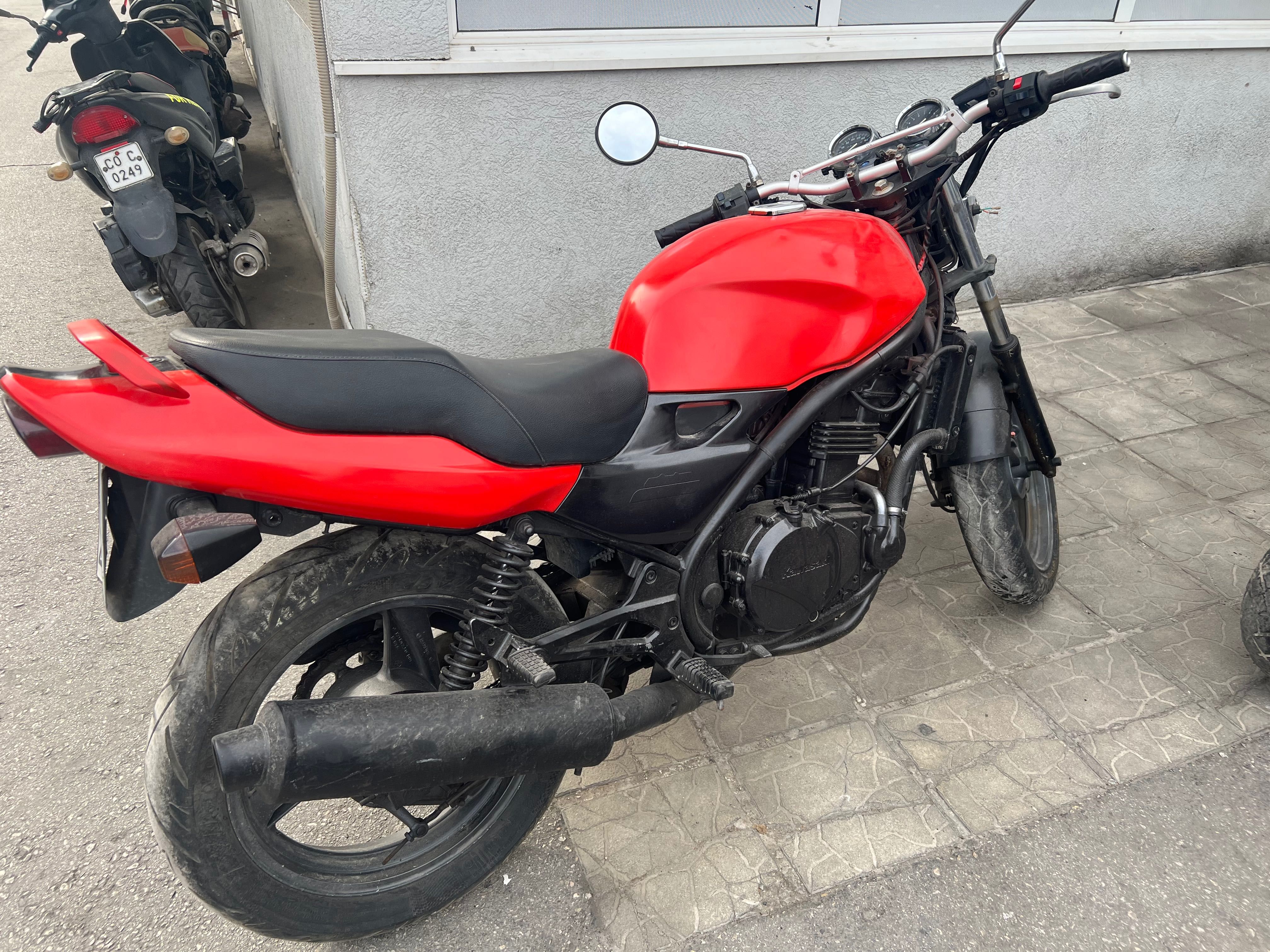 Kawasaki ER5 на ЧАСТИ