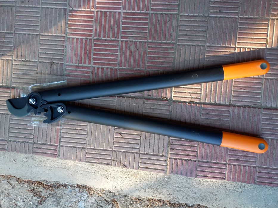 FISKARS Foarfeca By Pass,CURBATA,L 78,Taie pana la 50 mm.SIGILATA